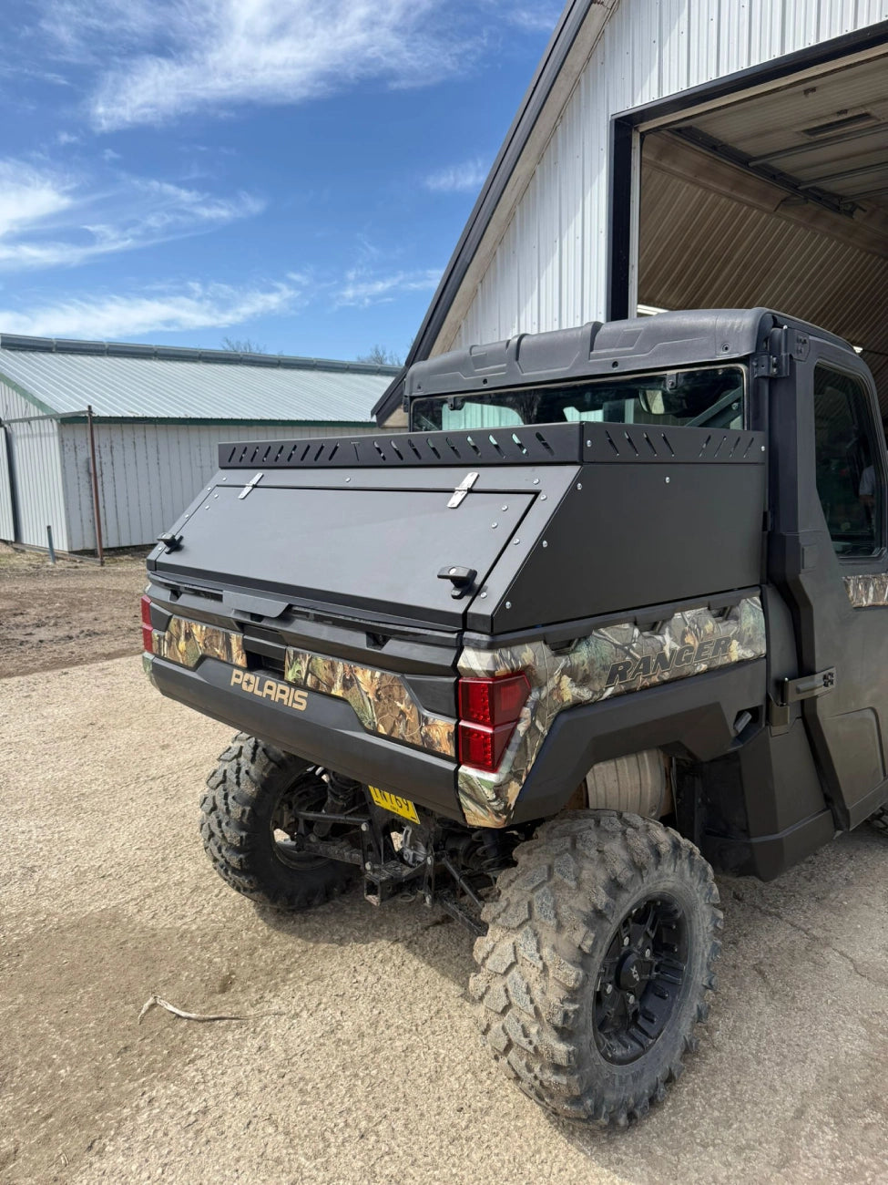 THE TOPPER BED CAP — TACTICAL UTV CARGO LID